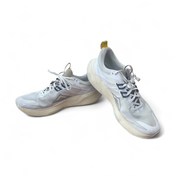 Nike Juniper Trail 2 Men’s US DM0822-101 White Sulfur Khaki Black Shoes Sz 10.5 - Picture 2 of 6